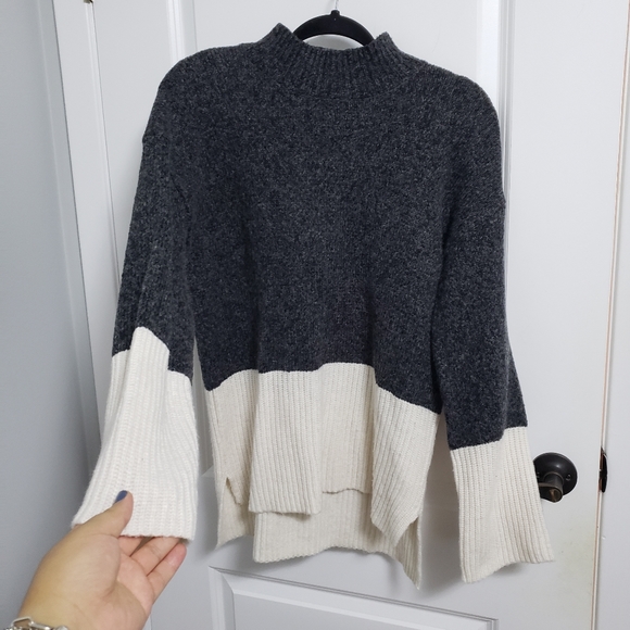 MICHAEL KORS Cream Grey Colorblock Wool Sweater - Picture 2 of 8